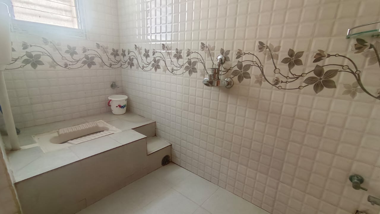 Unfurnished 2bhk in Rehabari, Guwahati, Assam, India for Rent